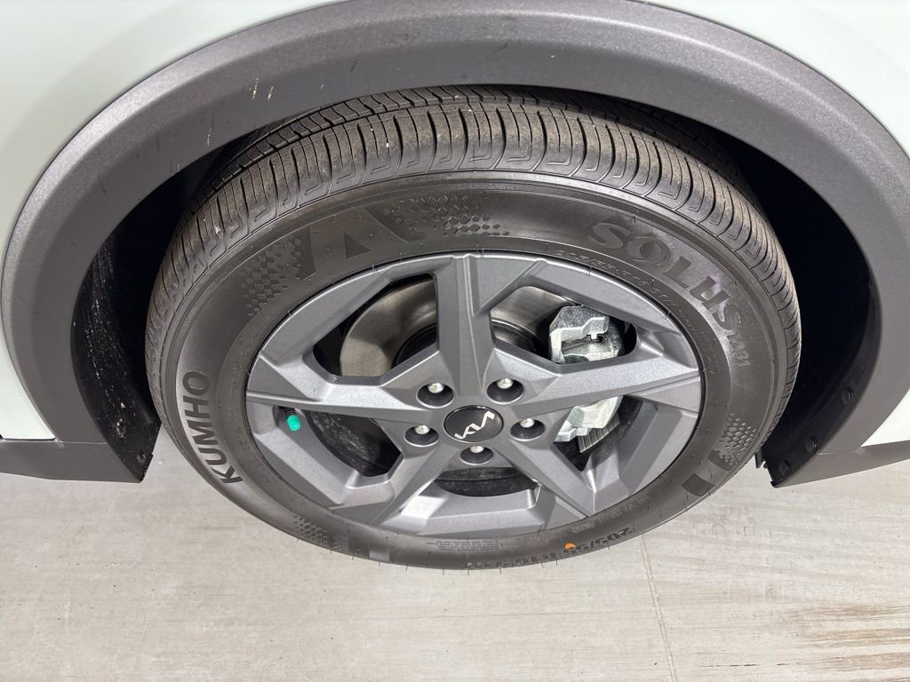 New 2026 Kia K4 LXS image 11