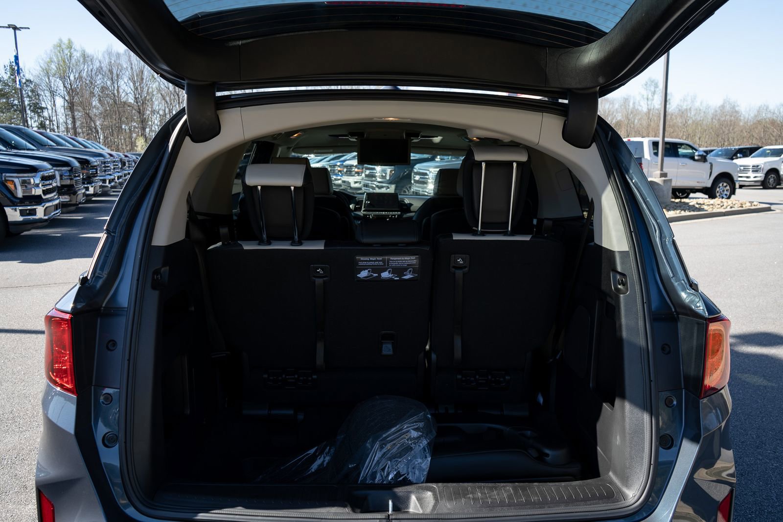 Used 2026 Honda Odyssey Elite image 9