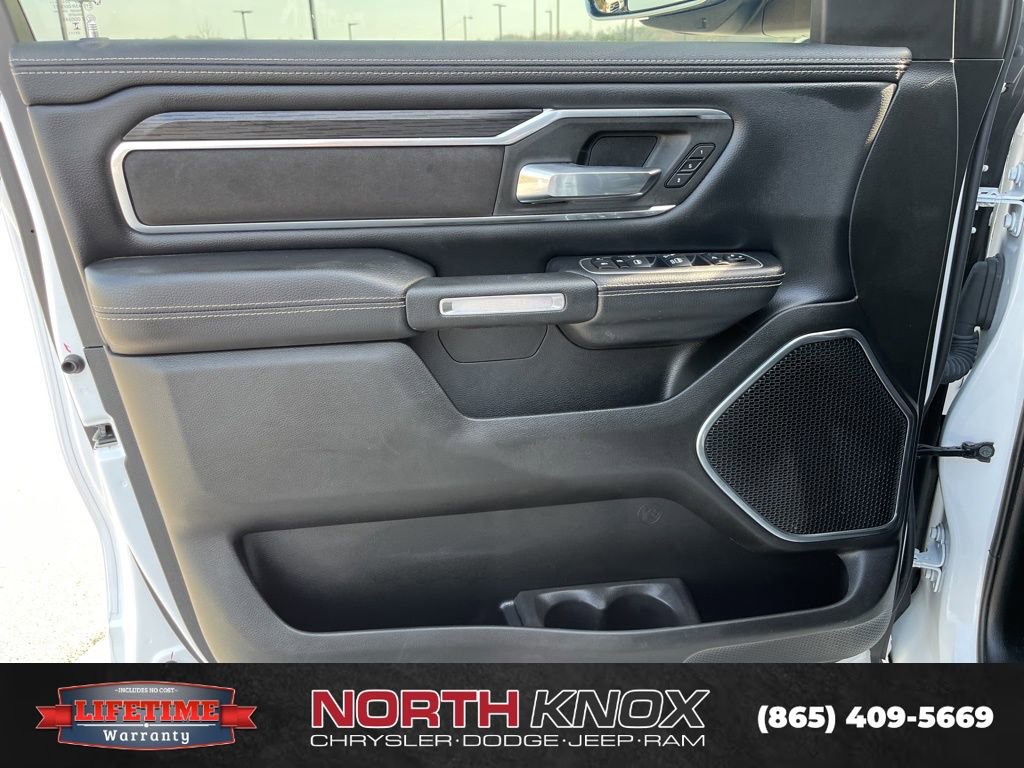Used 2024 RAM 1500 Laramie AWD/4WD image 6
