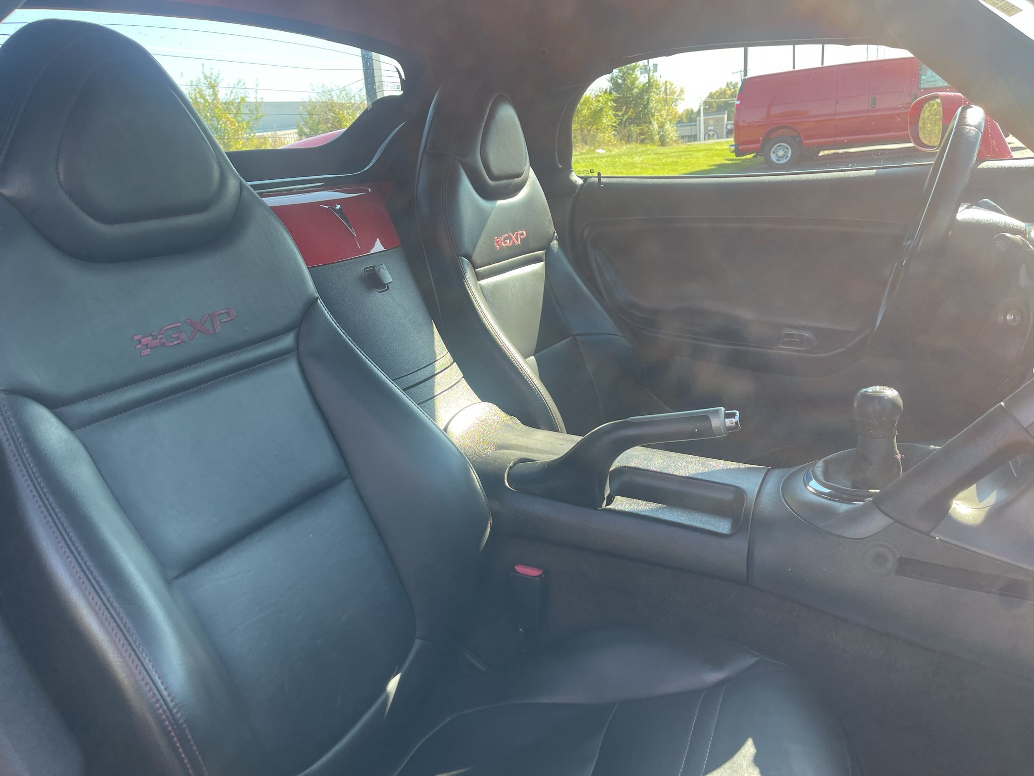 Used 2008 Pontiac Solstice GXP w/ Premium Package RWD image 22