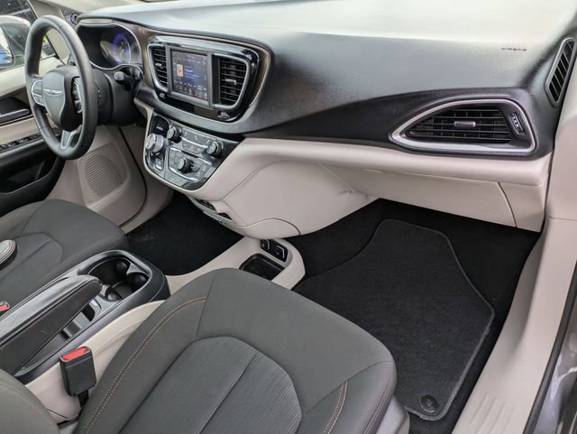 Certified 2018 Chrysler Pacifica Touring Plus image 29