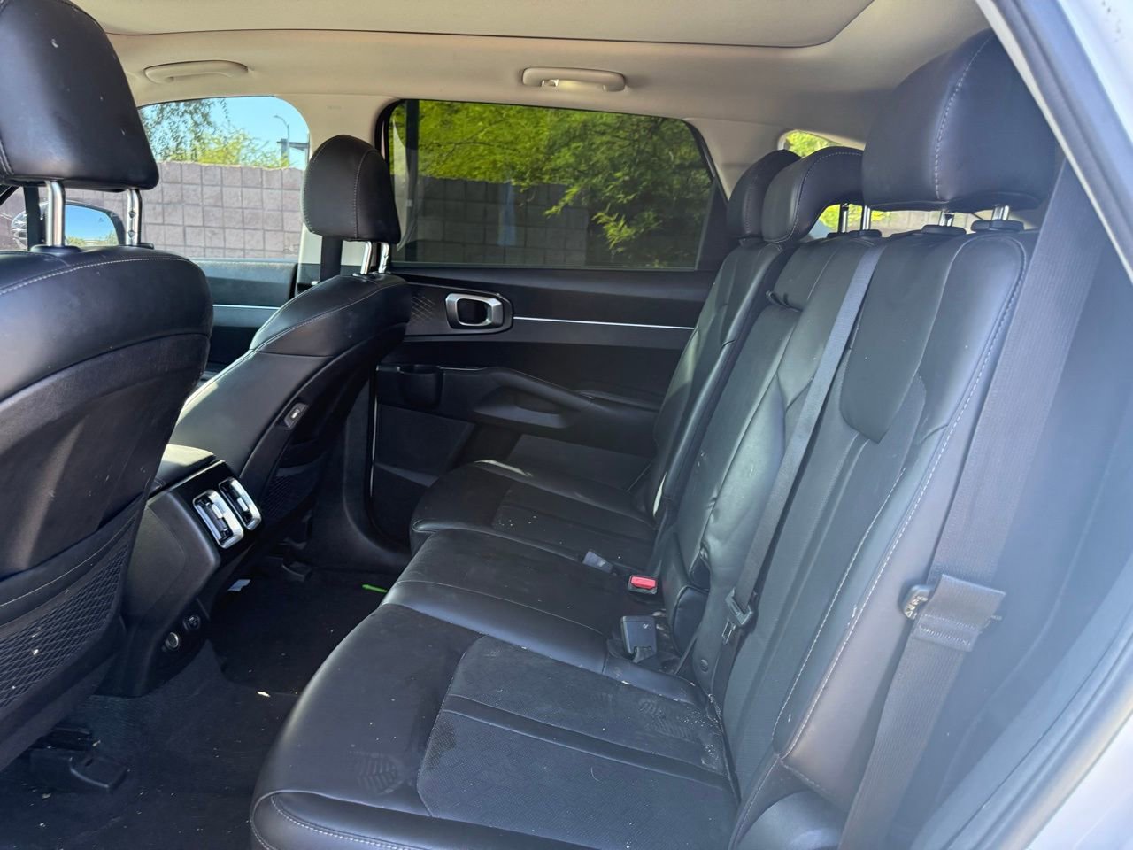 Used 2021 Kia Sorento S w/ Panoramic Sunroof Package image 11