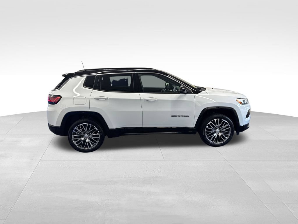 Used 2023 Jeep Compass Limited w/ Elite Group AWD/4WD image 8