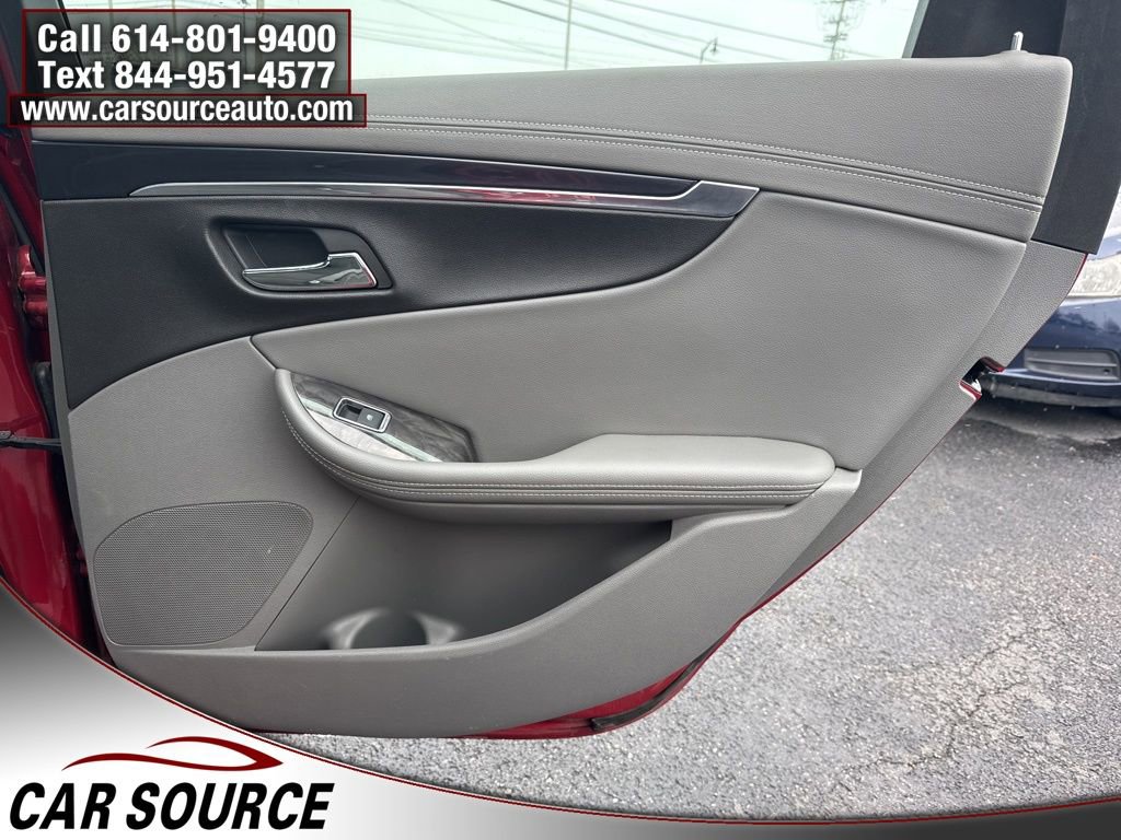 Used 2015 Chevrolet Impala LT w/ Convenience Package image 27