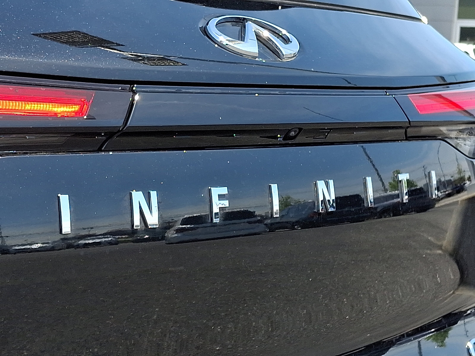 Certified 2025 INFINITI QX60 Sensory w/ Vision Package image 32