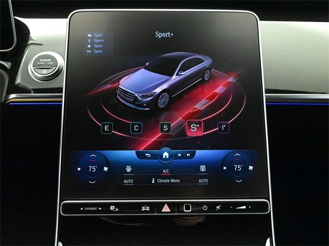 Used 2022 Mercedes-Benz S 580 4MATIC Sedan w/ 3D Technology Package image 47