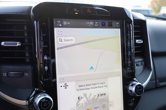 New 2026 RAM 1500 4x4 Crew Cab image 32