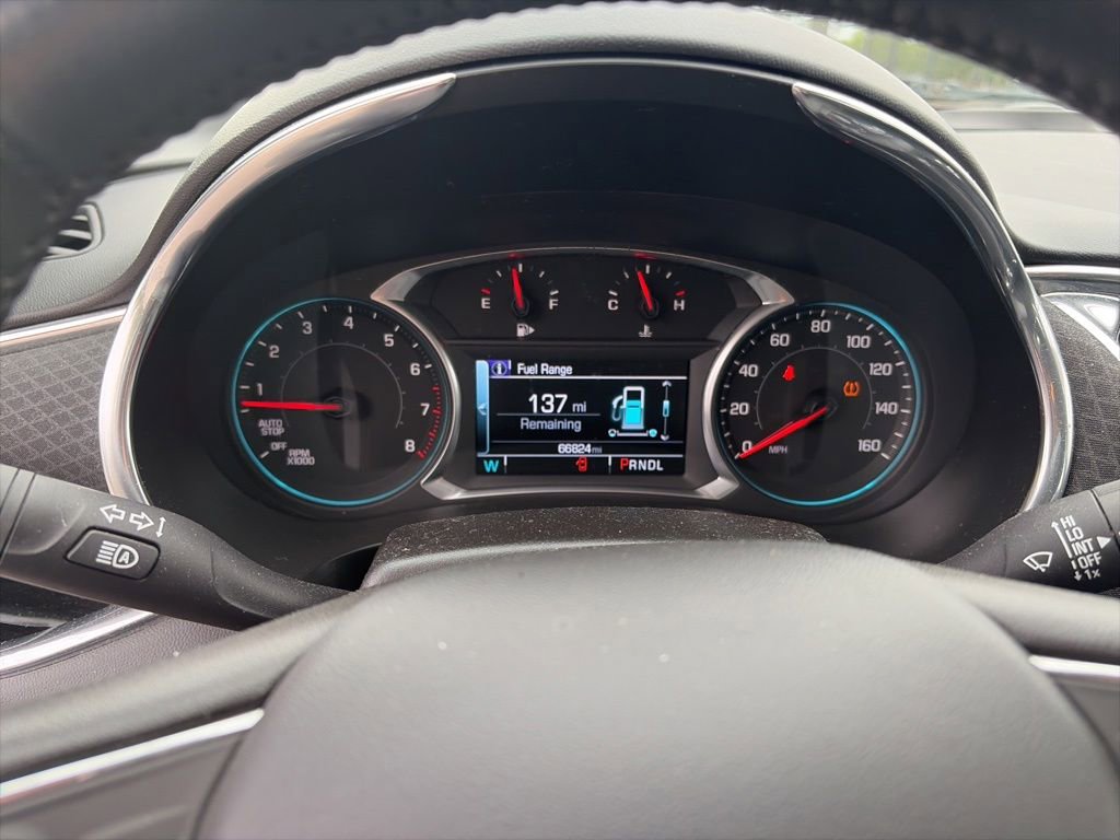 Used 2016 Chevrolet Malibu LT w/ Driver Confidence Package FWD image 9