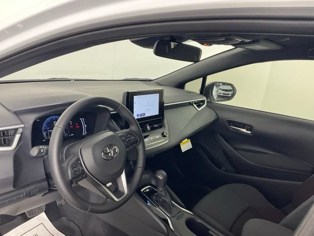 Used 2026 Toyota Corolla SE FWD image 13
