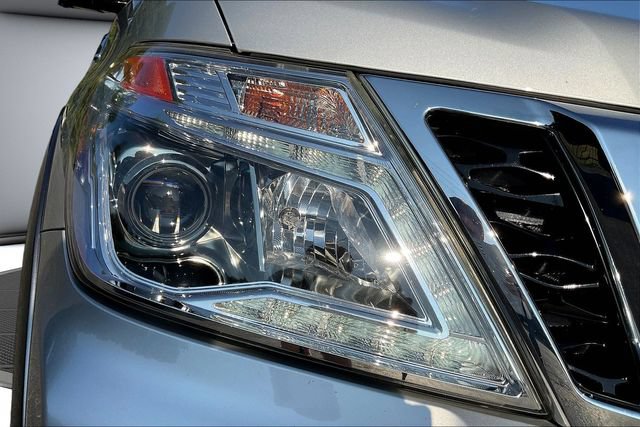Used 2020 Nissan Armada SL w/ Premium Package RWD image 35