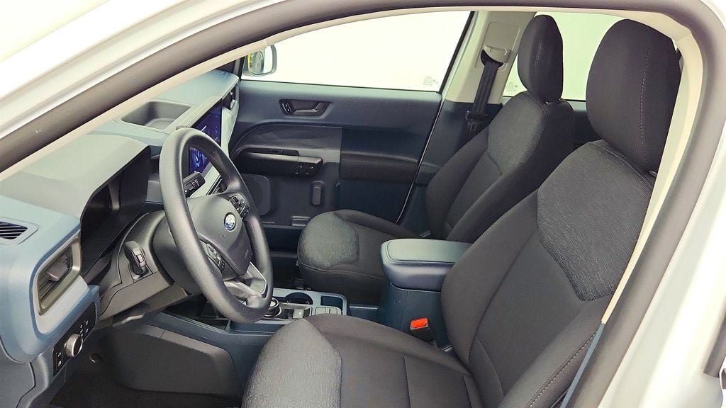 Used 2025 Ford Maverick XL FWD image 19