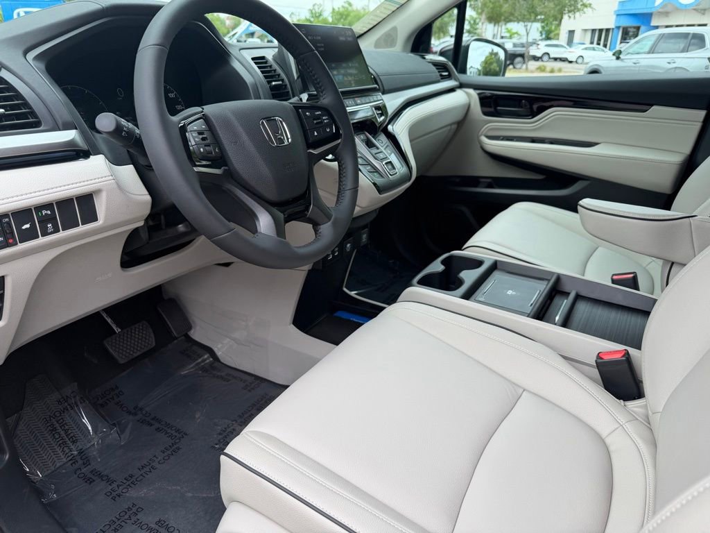 Certified 2026 Honda Odyssey Touring image 24