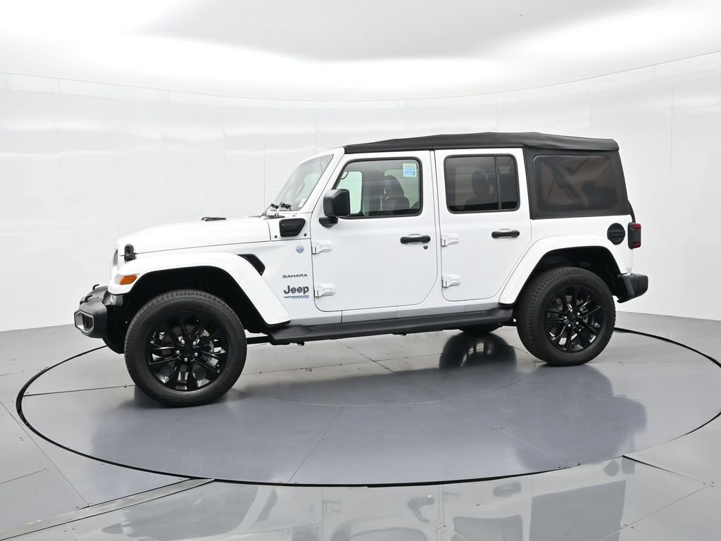Used 2021 Jeep Wrangler Unlimited Sahara w/ Cold Weather Group image 10
