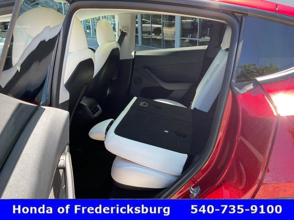 Used 2025 Tesla Model Y Long Range AWD/4WD image 29