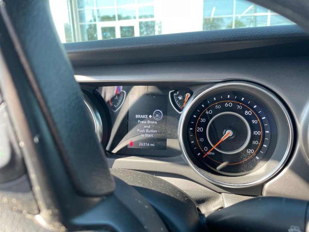 Used 2023 Jeep Wrangler Sport image 12