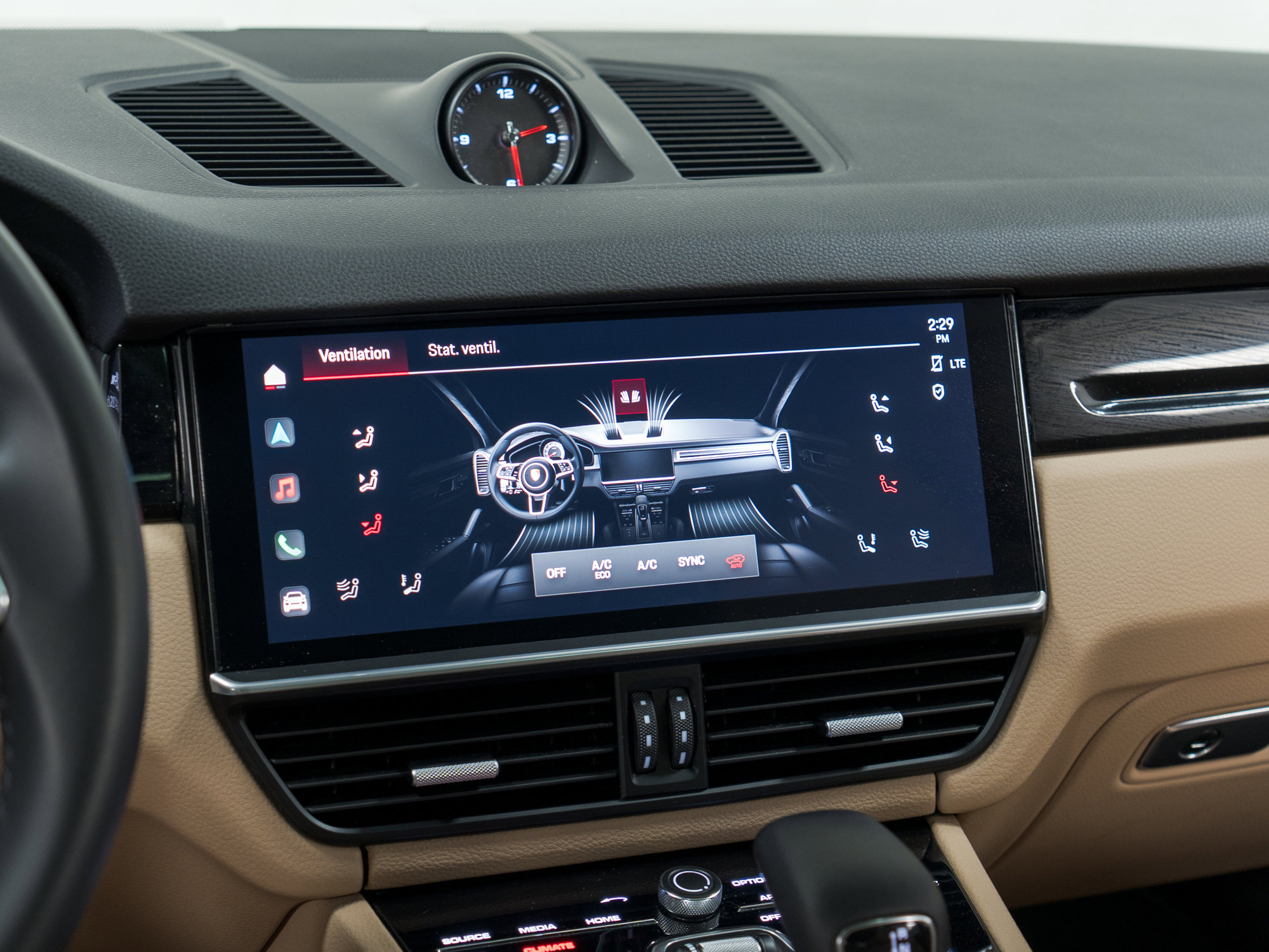 Certified 2023 Porsche Cayenne image 23