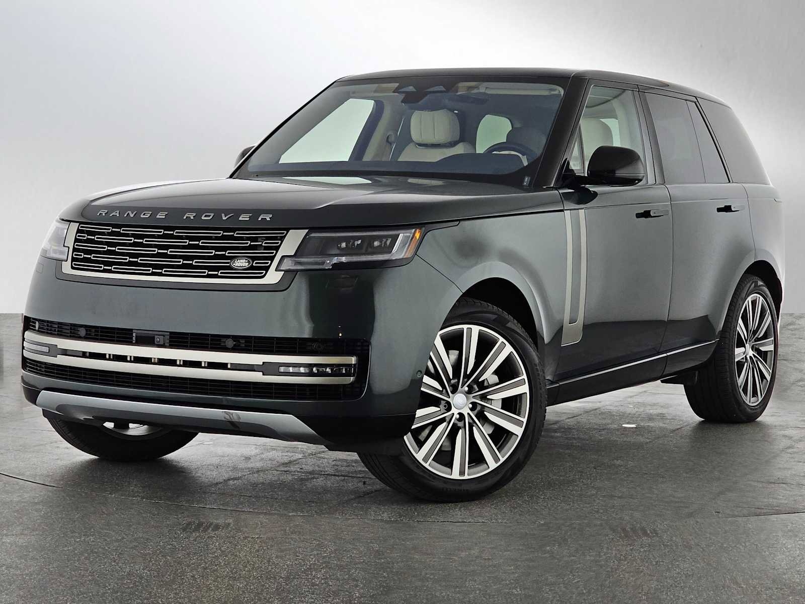 Used 2023 Land Rover Range Rover SE AWD/4WD image 1