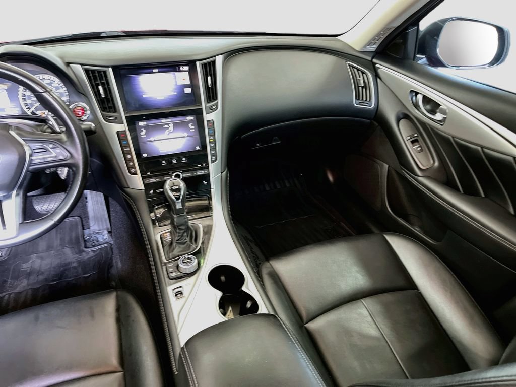 Used 2021 INFINITI Q50 Luxe w/ All Weather Package AWD/4WD image 23