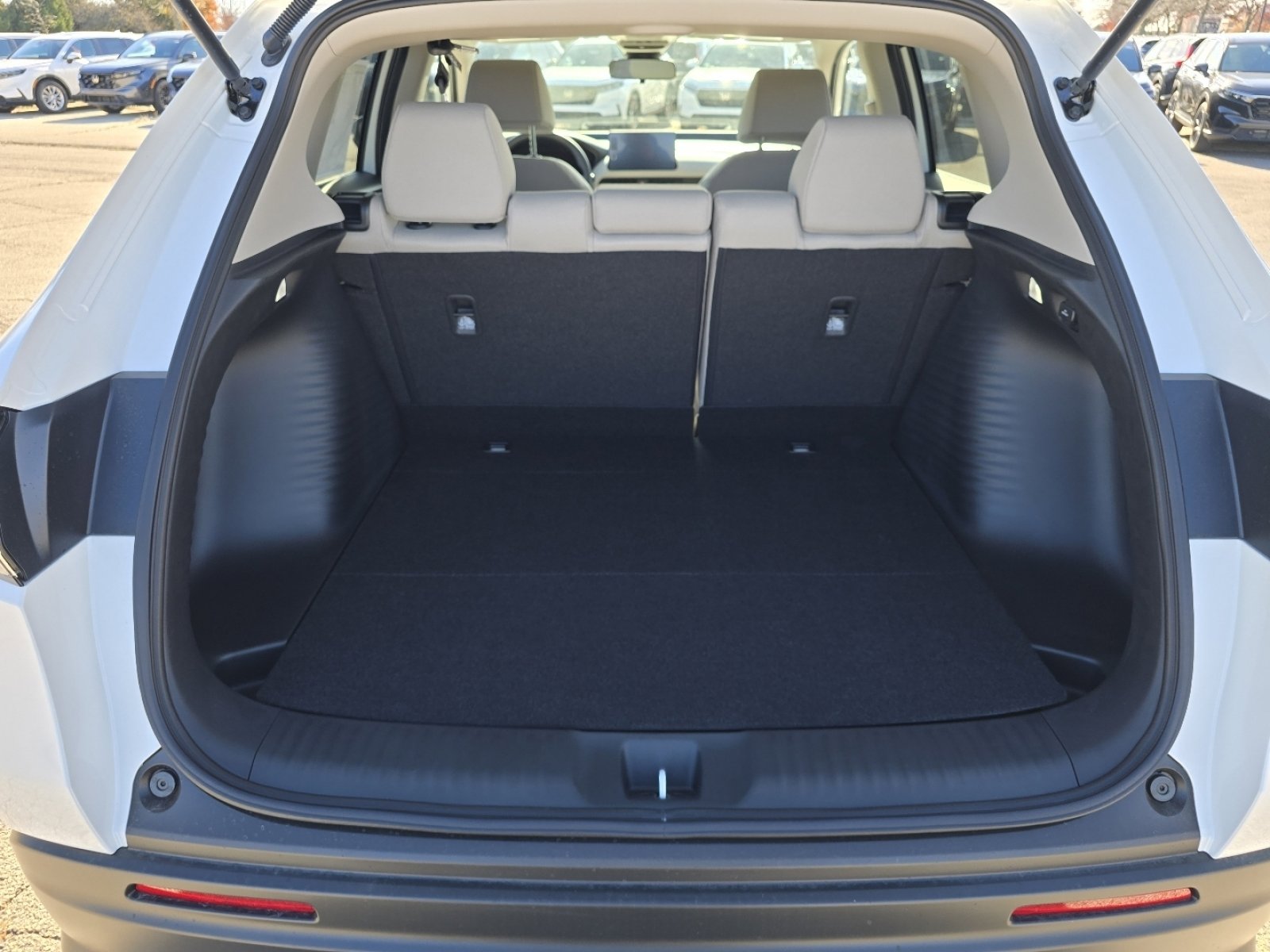 New 2026 Honda HR-V LX image 18