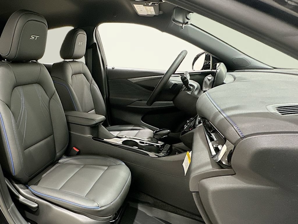 New 2026 Buick Envista Sport Touring w/ Convenience I Package FWD image 31