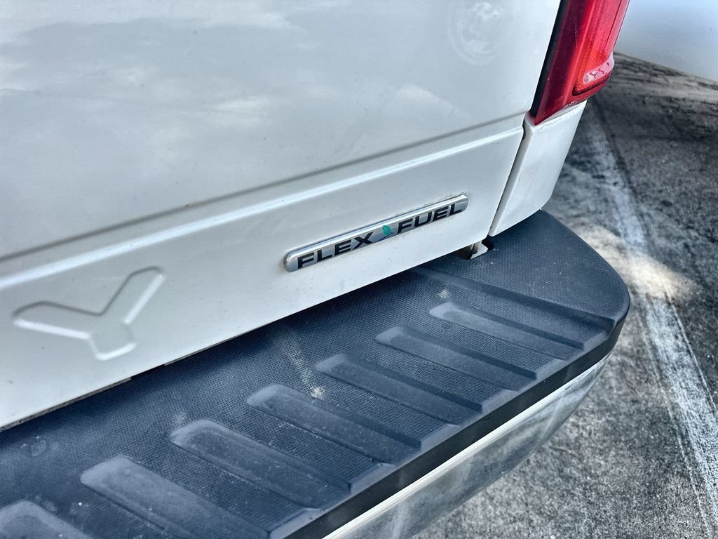 Used 2015 Ford F250 XL w/ Power Equipment Group RWD image 6
