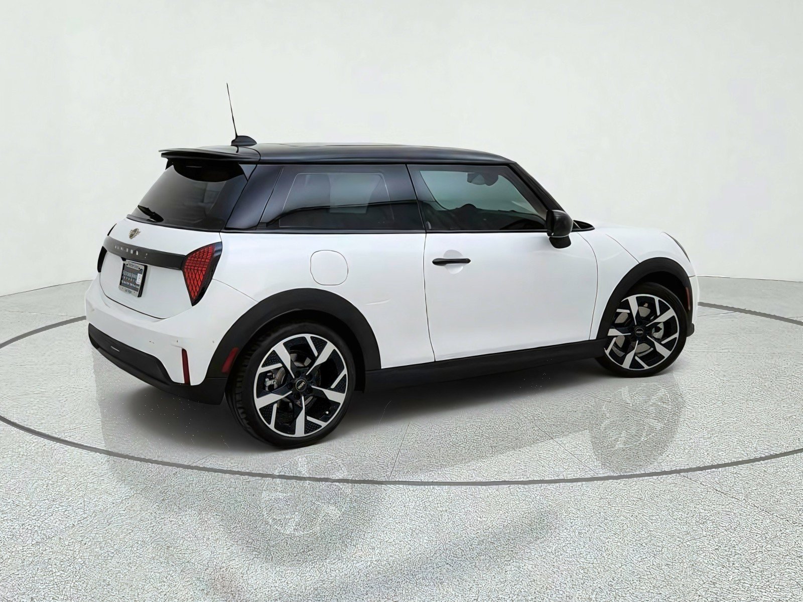 Used 2025 MINI Cooper S FWD image 8