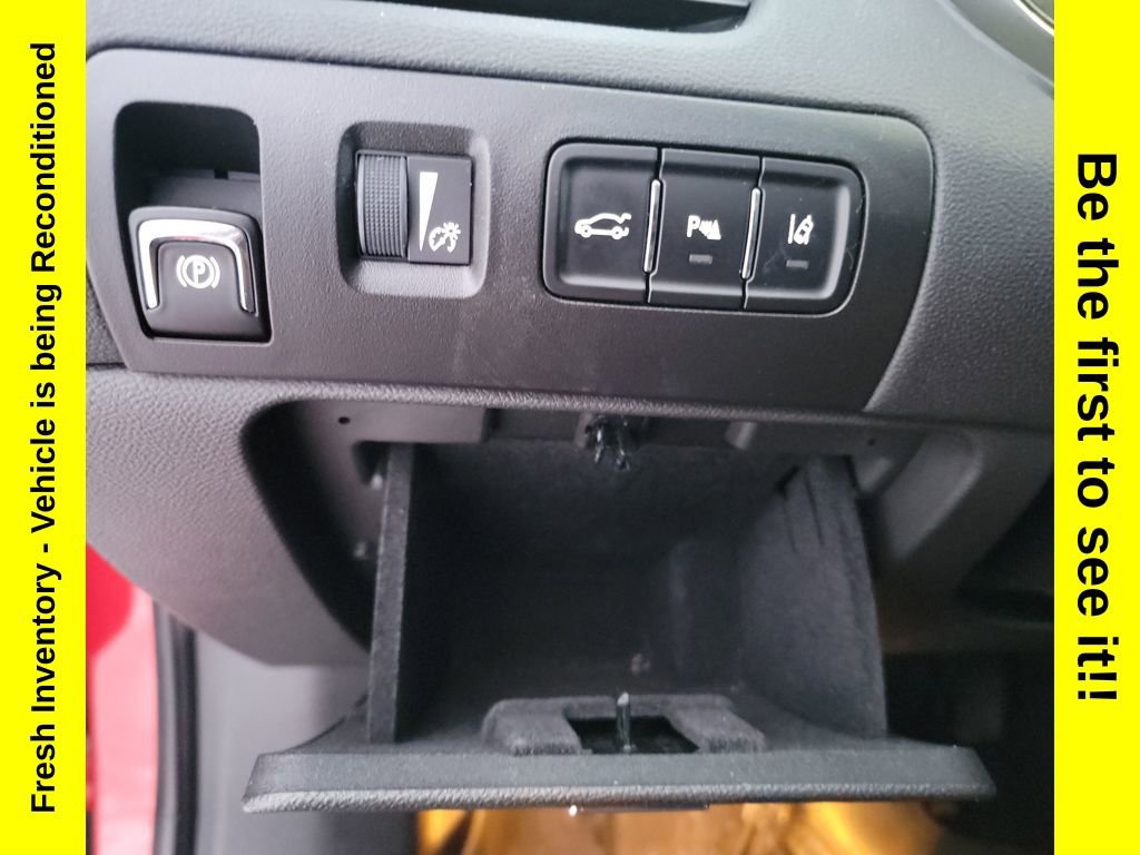 Used 2014 Chevrolet Impala LT image 32