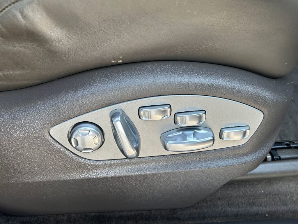 Used 2015 Porsche Macan Turbo image 28