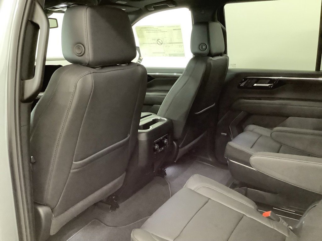 New 2026 Chevrolet Tahoe Z71 image 7