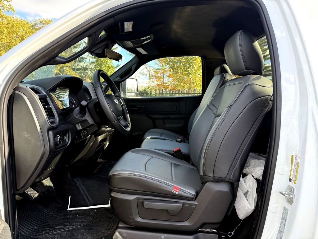 New 2026 RAM 3500 Tradesman w/ Chrome Appearance Group image 12