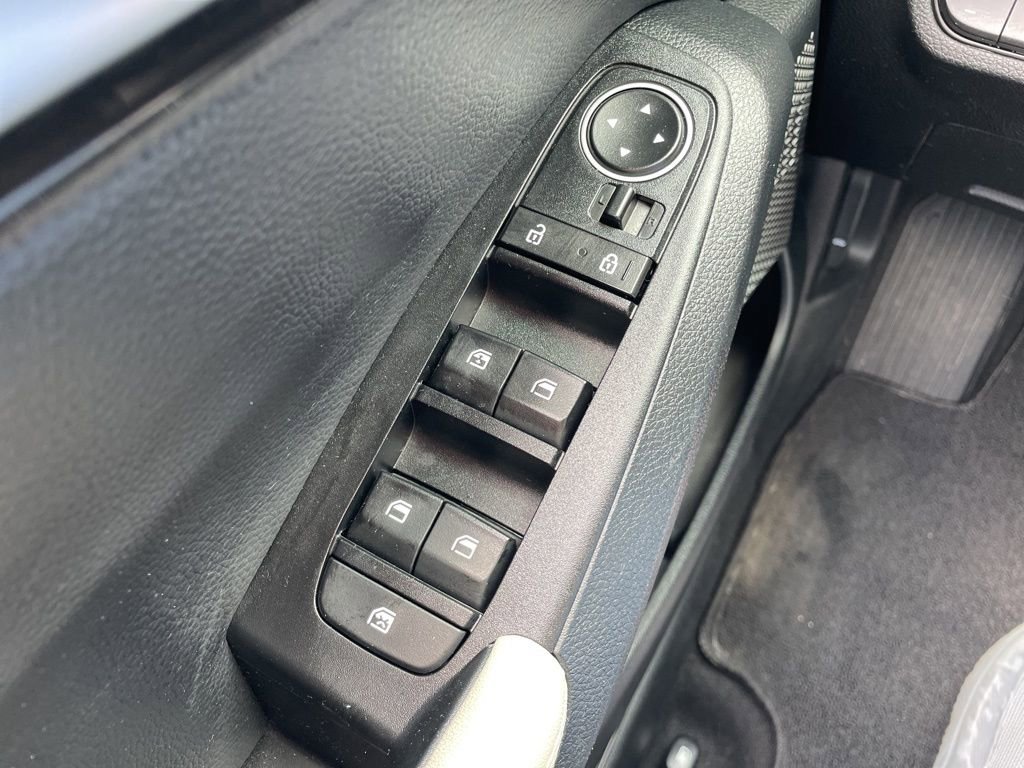 Used 2023 Kia Seltos EX image 24
