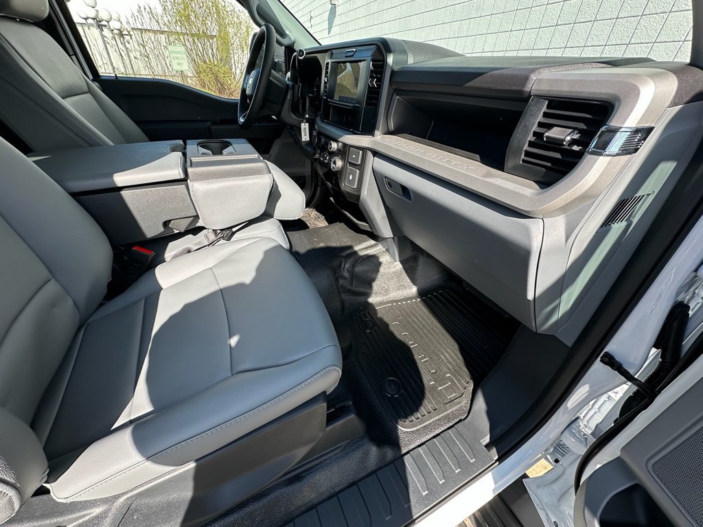 New 2026 Ford F350 XL w/ XL Chrome Package AWD/4WD image 19