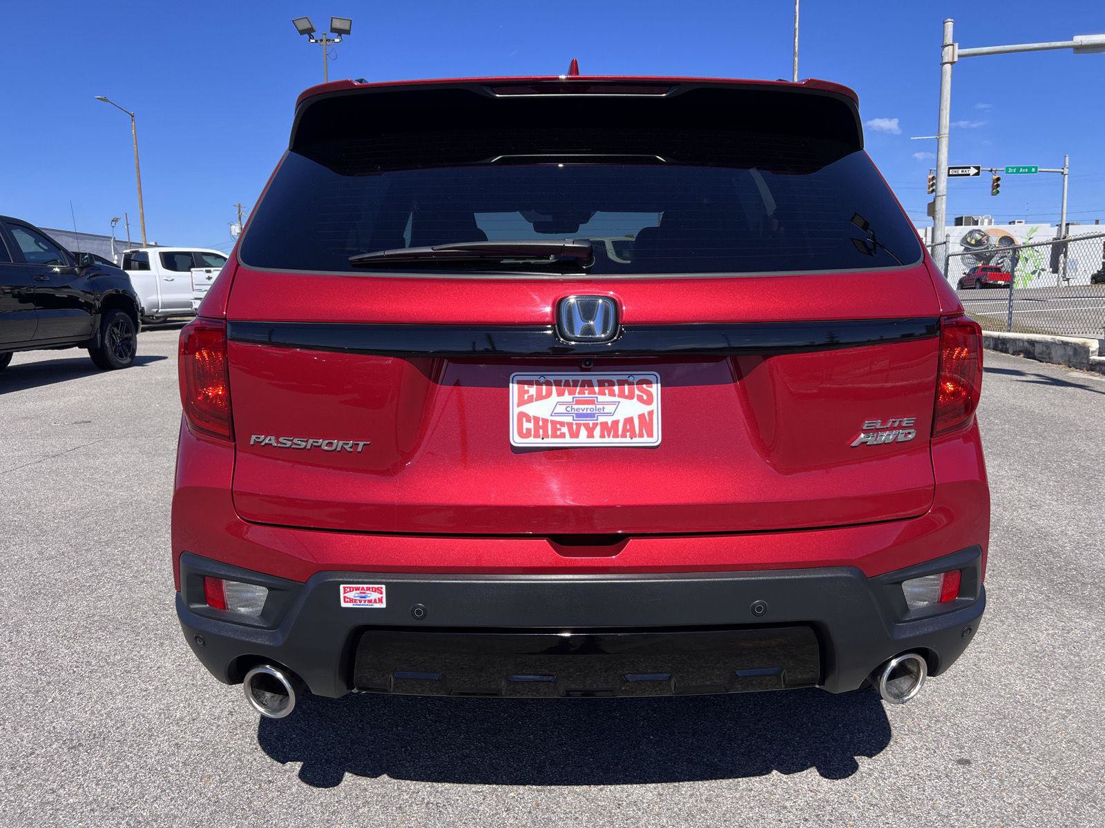 Used 2023 Honda Passport Elite image 6