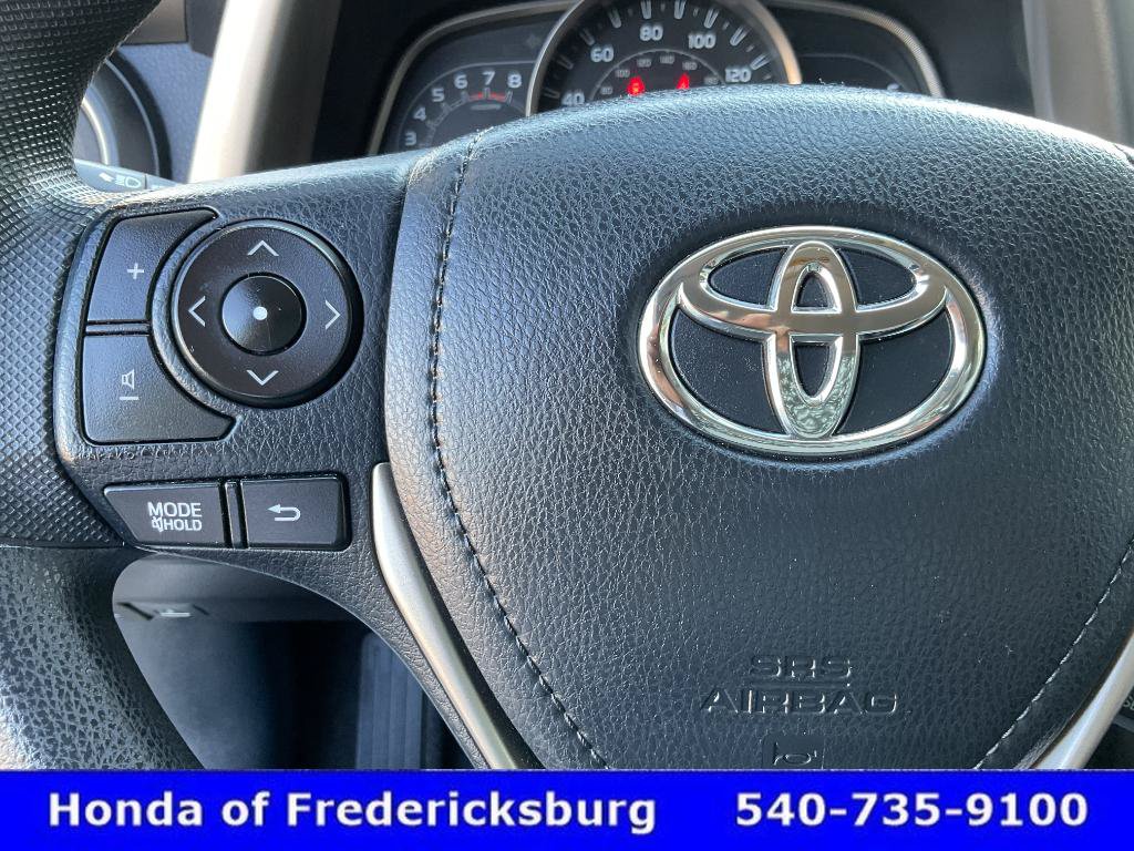 Used 2015 Toyota RAV4 LE AWD/4WD image 34