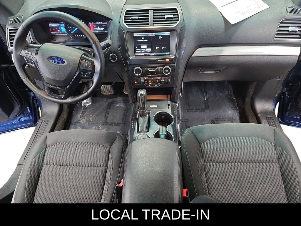 Used 2016 Ford Explorer XLT w/ Equipment Group 201A AWD/4WD image 38