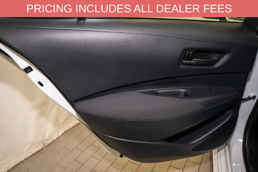 Used 2025 Toyota Corolla LE FWD image 9