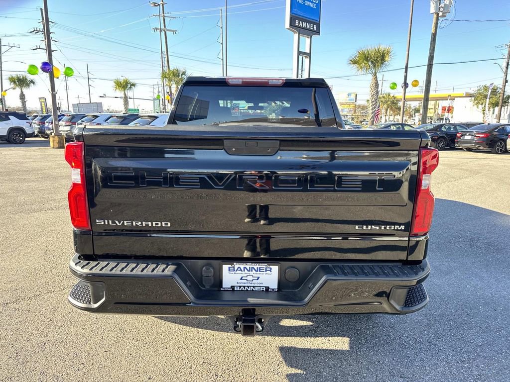 Certified 2019 Chevrolet Silverado 1500 Custom w/ Custom Value Package image 6