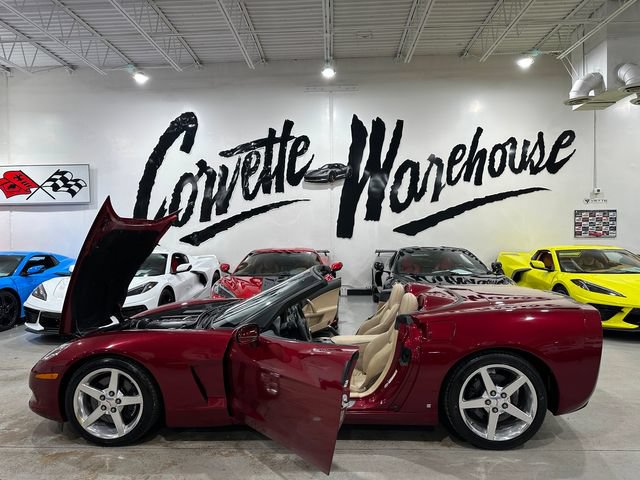 Used 2007 Chevrolet Corvette Convertible w/ Preferred Equipment Group RWD image 2