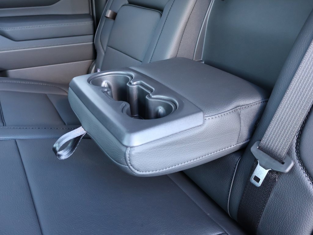 New 2025 GMC Sierra 2500 Denali w/ Denali Reserve Package image 31