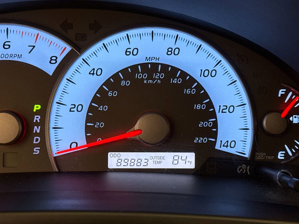 Used 2010 Toyota Camry SE FWD image 28