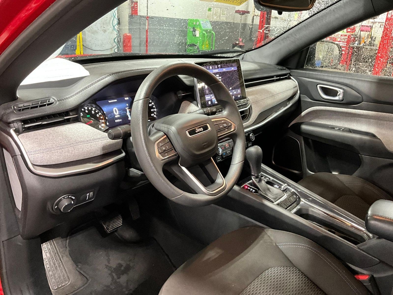 Used 2023 Jeep Compass Sport AWD/4WD image 16