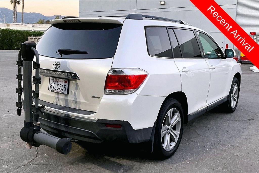Used 2013 Toyota Highlander Plus image 4