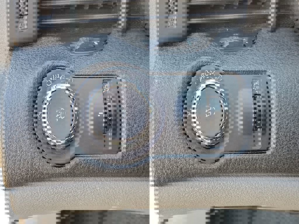 Used 2014 Chevrolet Malibu LT image 19