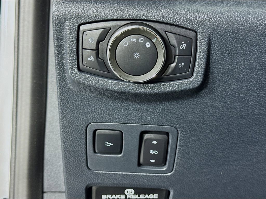 Used 2022 Ford F350 Lariat w/ Lariat Ultimate Package AWD/4WD image 19