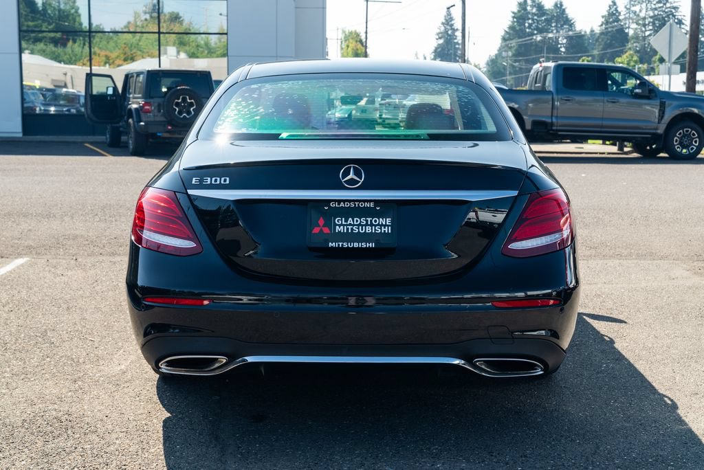 Used 2019 Mercedes-Benz E 300 image 5