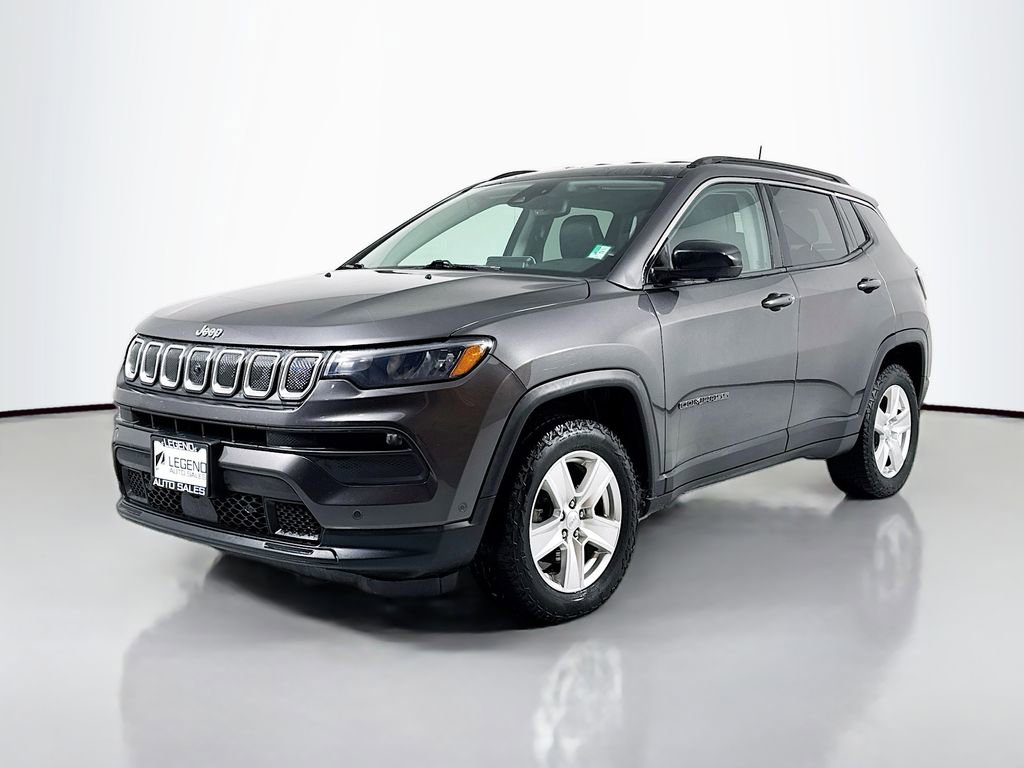 Used 2022 Jeep Compass Latitude w/ Convenience Group AWD/4WD image 1