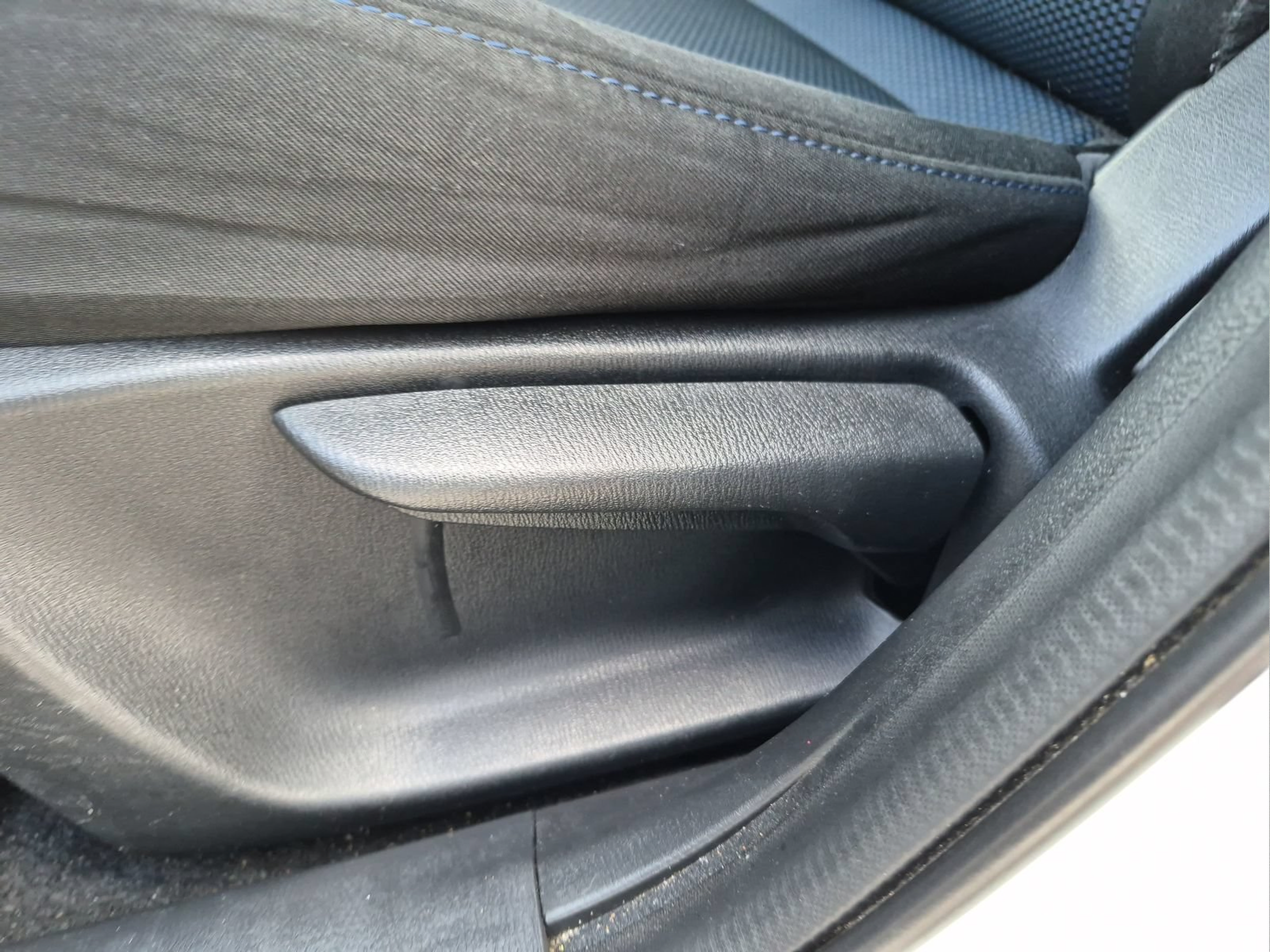 Used 2017 Toyota Yaris iA FWD image 14