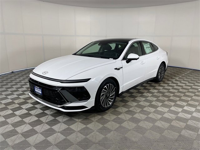 New 2025 Hyundai Sonata Limited image 1