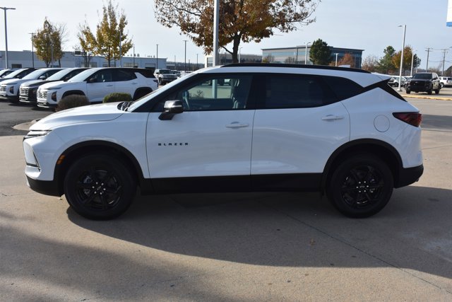 New 2026 Chevrolet Blazer LT w/ Midnight/Sport Edition image 9