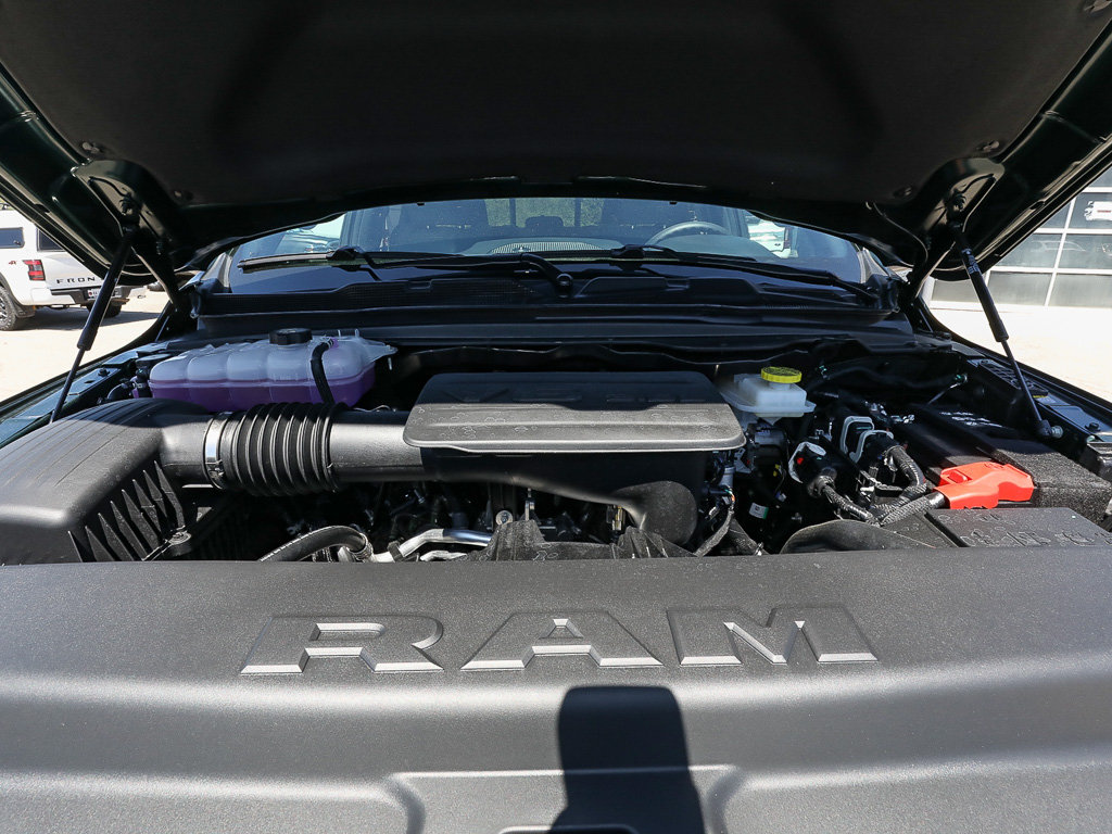 New 2026 RAM 1500 Express AWD/4WD image 20